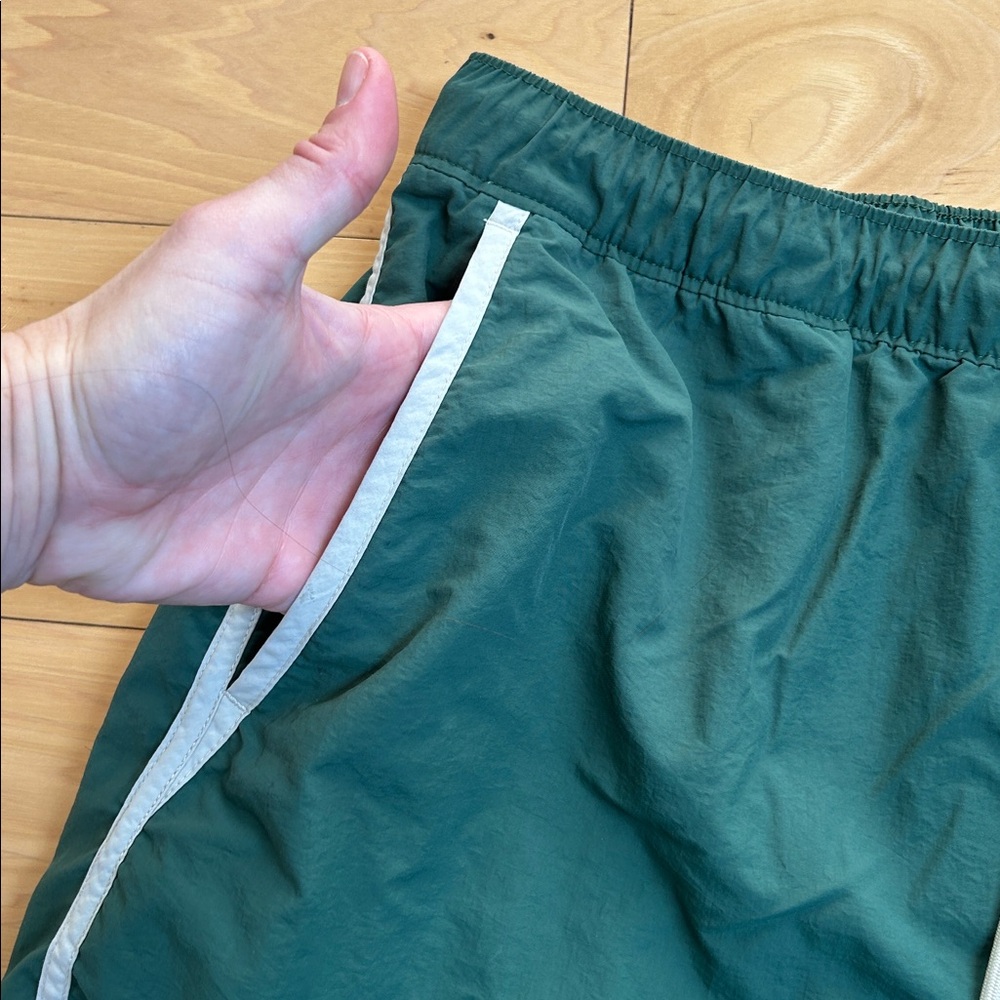 Empyre Green Cream Swim Shorts w/Zipper Pockets | Size XL - Picture 4 of 9